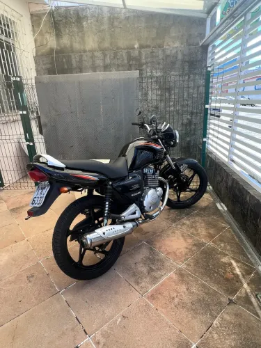 Vendo ou troco Suzuki yes 125