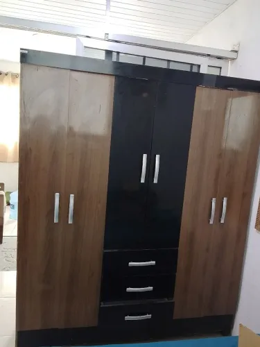 Guarda roupa 150 Reais 