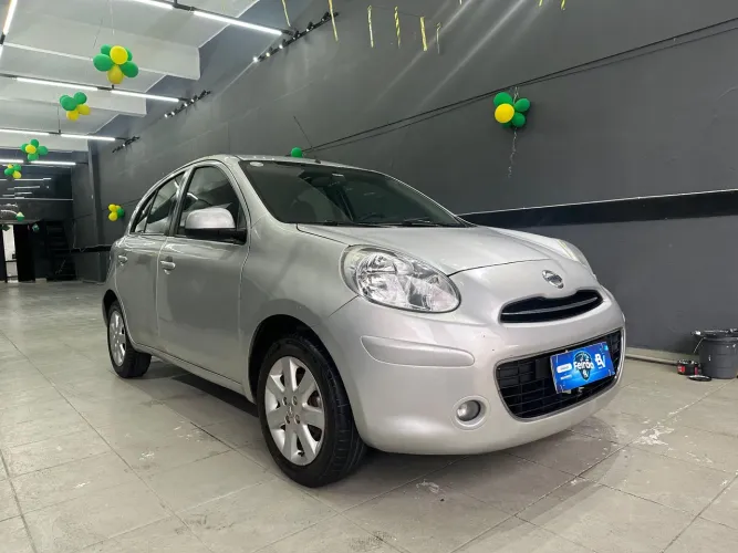 Nissan March S 1.0 16V Flex Fuel 5P 2014
