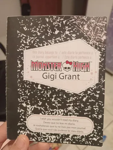 Diário gigi grant, original - monster high