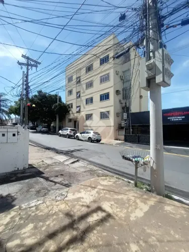 APT° - Otima Localização...Perto dos Shopping Goiabeiras, Hospital Jd. Cuiabá, Shopping Es
