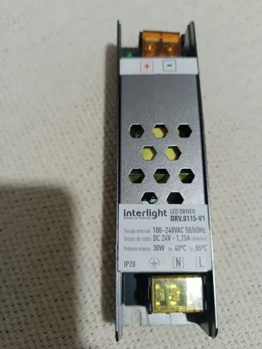fonte chaveada Interlight