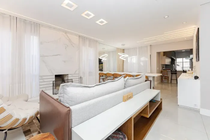 Sobrado 337m², no Condomínio Paysage Las Palmas - Bairro Xaxim