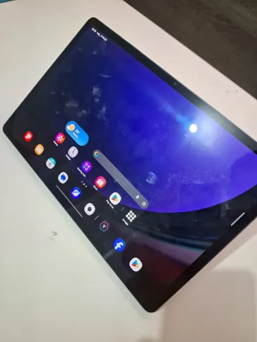 (NÃO É O FE) Tablet Samsung S9+ (plus)