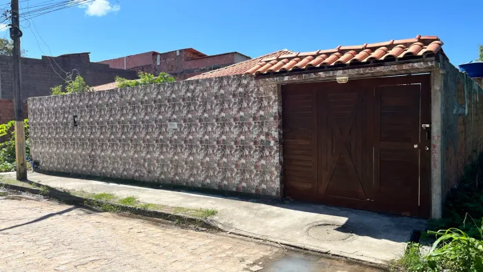 CASA A 200 METROS DA PRAIA EM SÃO MIGUEL DOS MILAGRES - 240 m²
