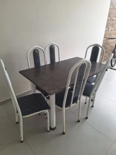 Mesa 6 cadeiras