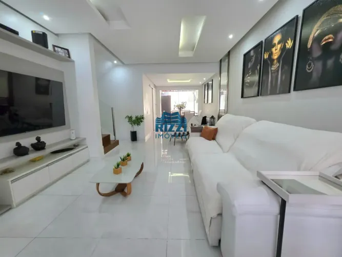 Casa 3 dormitórios com piscina e segurança 24h na Freguesia, Jacarepaguá
