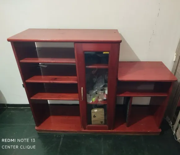 Rack modelo antigo em ótimo estado: Retirar no Jockey Clube!