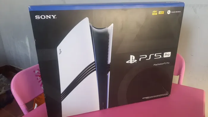 Ps5 pro novo ( versão 10.01 que aceita desbloqueio)