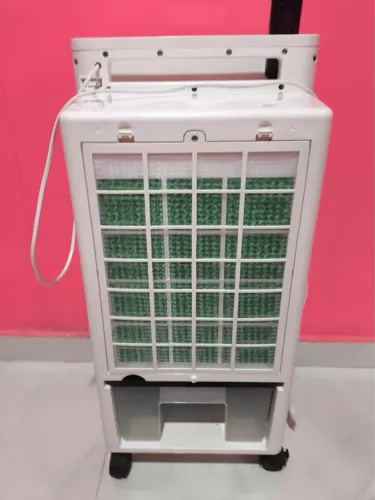 Climatizador de Ar AZ com Controle Remoto
