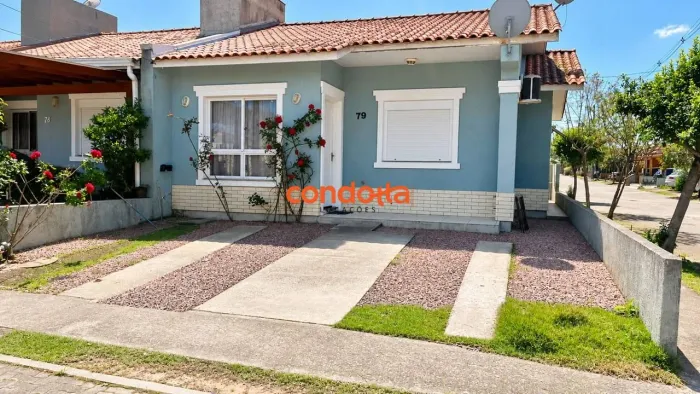 Casa com 3 dormitórios para alugar, 72 m² por R$ 4.247,00/mês - Hípica - Porto Alegre/RS
