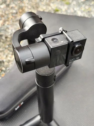 Steadycam e câmera SJcam faça uma oferta