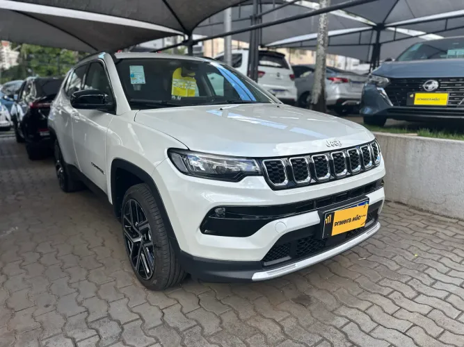 Jeep Compass Long. T270 1.3 TB 4X2 Flex AUT 2026