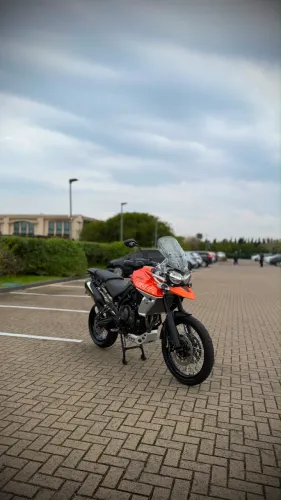 Triumph Tiger 800 XCA