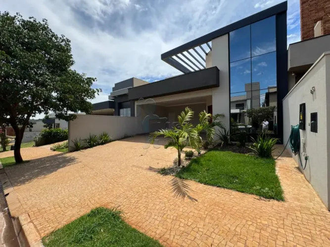 Casa de 128m² com 02 quartos sendo 01 suíte para locação e venda - Jardim Valência