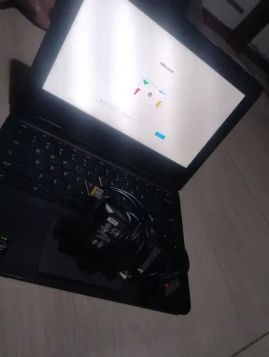 Lenovo ThinkPad 11e , é bom , só não tá funcionando áudio