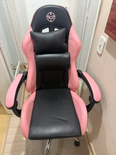 Cadeira gamer TGT Heron preta e rosa