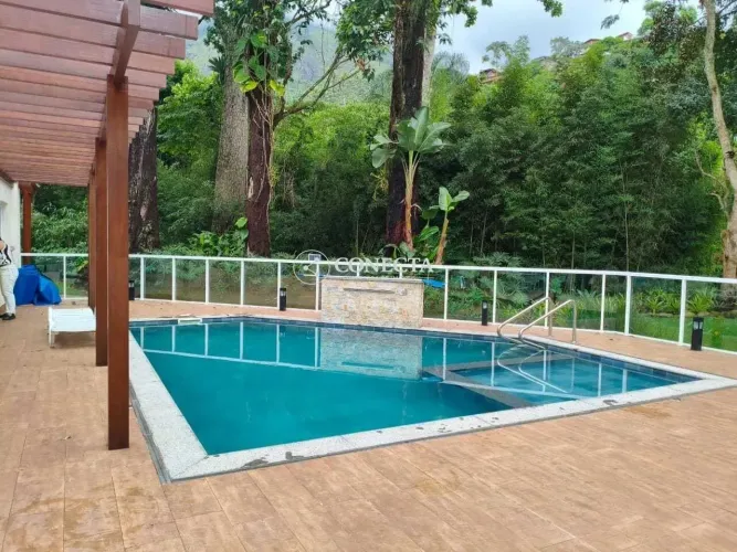 Apartamento à venda no bairro Retiro - Petrópolis/RJ