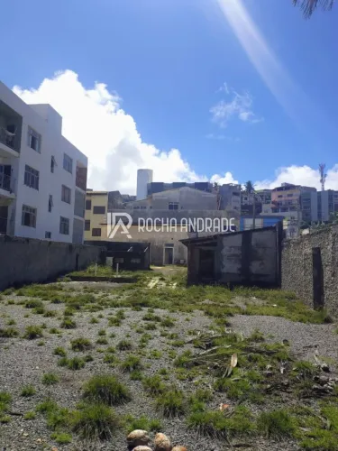 Lote / Terreno venda na AV. Amaralina em Salvador