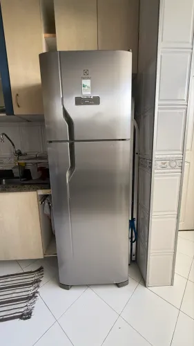 Vende se Geladeira Electrolux
