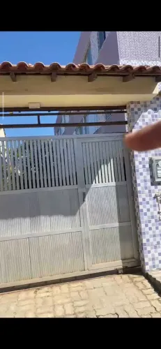 Portão em alumínio