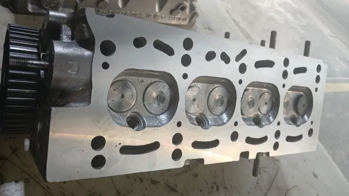 Cabeçote linha Fiat Fire 1.0 ou 1.3 e também temos para 1.4