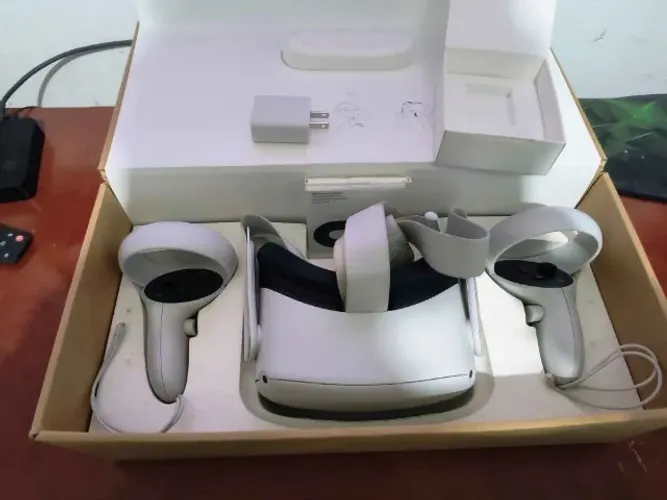 Troco Oculus Quest 2 128gb por PS4 ou Switch(não envio)