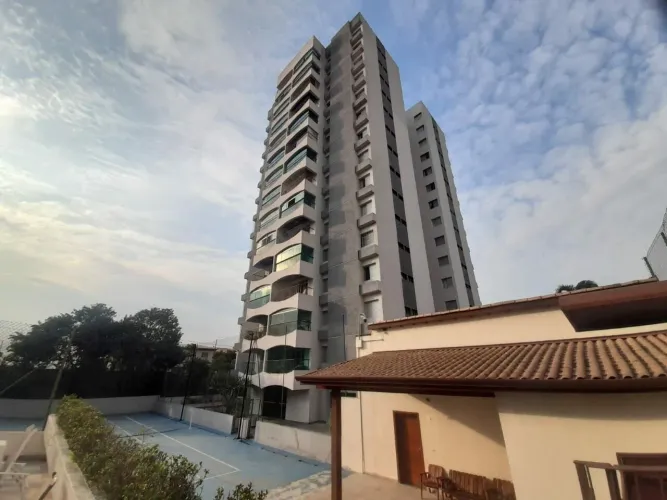 APARTAMENTO COM 3 QUARTOS E 1 SUITE FL26
