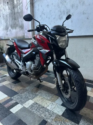 Honda CB twister 250 CBS