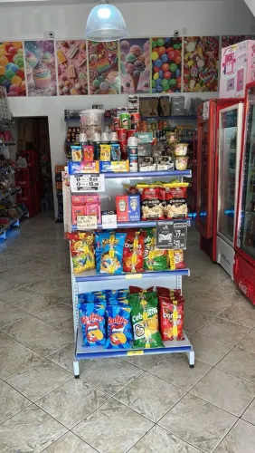 Casa de doces à venda, faturamento médio mensal 70 mil.