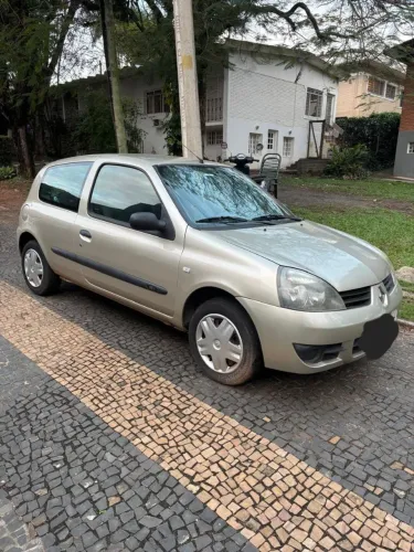 Renault Clio Hi-flex 1.0 16V 3P 2011