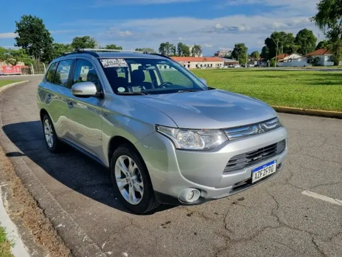 Mitsubishi Outlander 3.0/ GT 3.0 V6 Aut. 2015