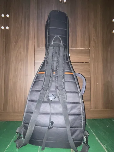 Case de guitarra
