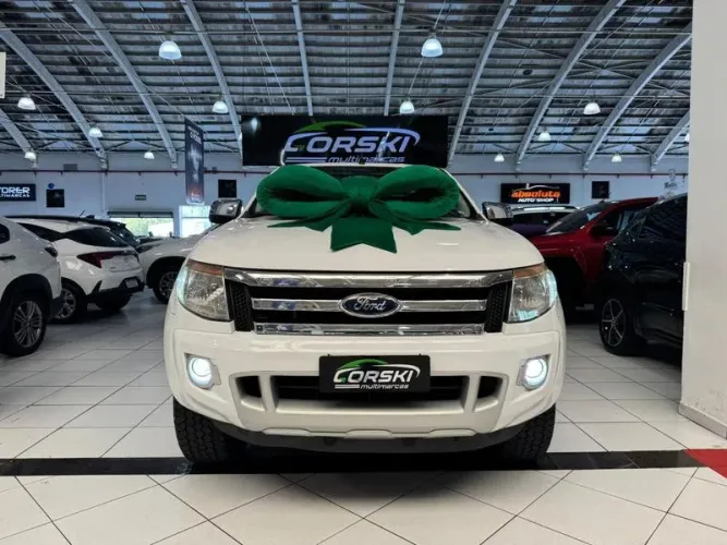 Ford Ranger XLT 2.5 16V 4X2 CD Flex 2014