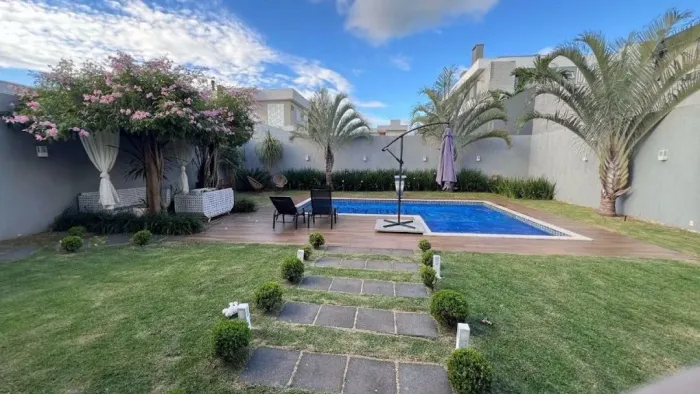 Sobrado Residencial à venda, Santa Cruz, Cascavel - SO0687.