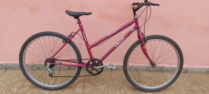 Bicicleta aro 26 com marchas 