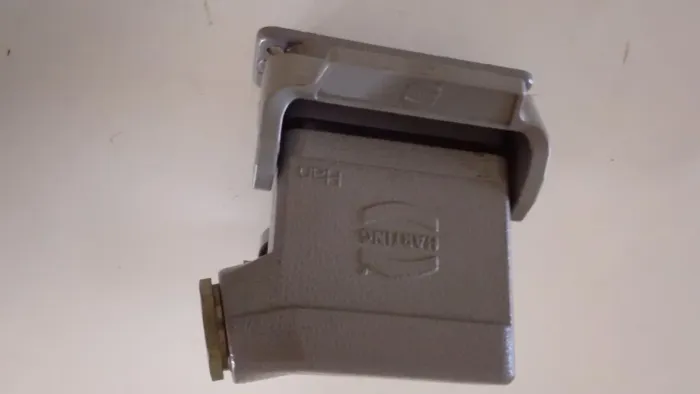 TOMADAS BLINDADA HARTING PARA CONECTOR RS242-ALEMA
