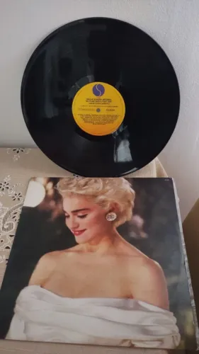 LP Trilha sonora original do filme Who's that girl - Quem é essa garota (com Madonna) 