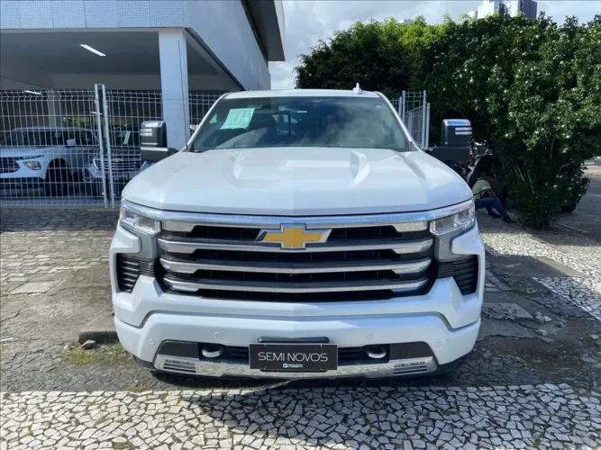 Chevrolet Silverado High Country 5.3 V8 AWD Aut. 2025