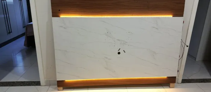 PAINEL COM LED