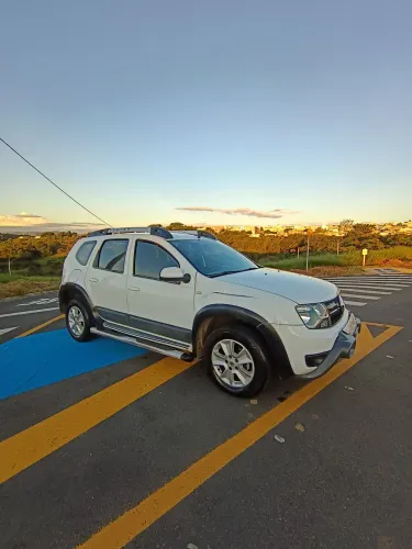 Renault Duster Dynamique 2.0 Hi-flex 16V Aut. 2016