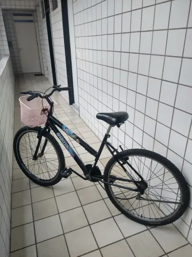 Bike Aero escape 260 com Cestinha 