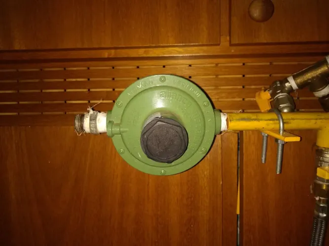 Kit regulador de gás com 2 registros + mangueira