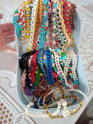 Lindas bijuterias disponíveis!