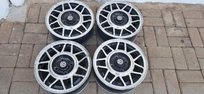 Jogo rodas vw aro 13 4x100 gol quadrado passat parati saveiro voyage