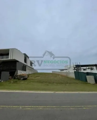 RV-MAR540307 EXELENTE TERRENO NO CONDOMINIO ALPHAVILLE