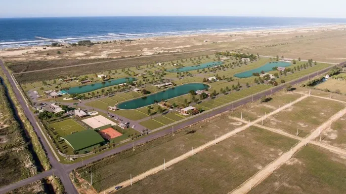 Terreno (Condomínio Residencial Águas do Atlântico) Criciúma