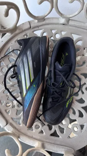Chuteira futsal adidas F50