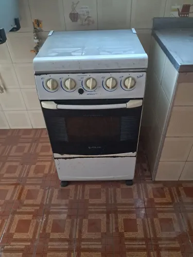 Fogão em bom estado