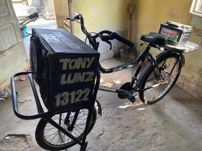 Vendo Bicicleta de carga com som